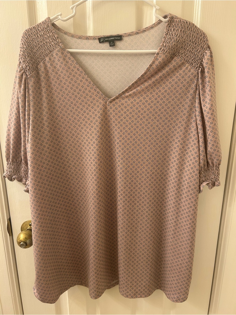 Adrienne Vittadini Dusty Pink Small Print V-Neck Blouse